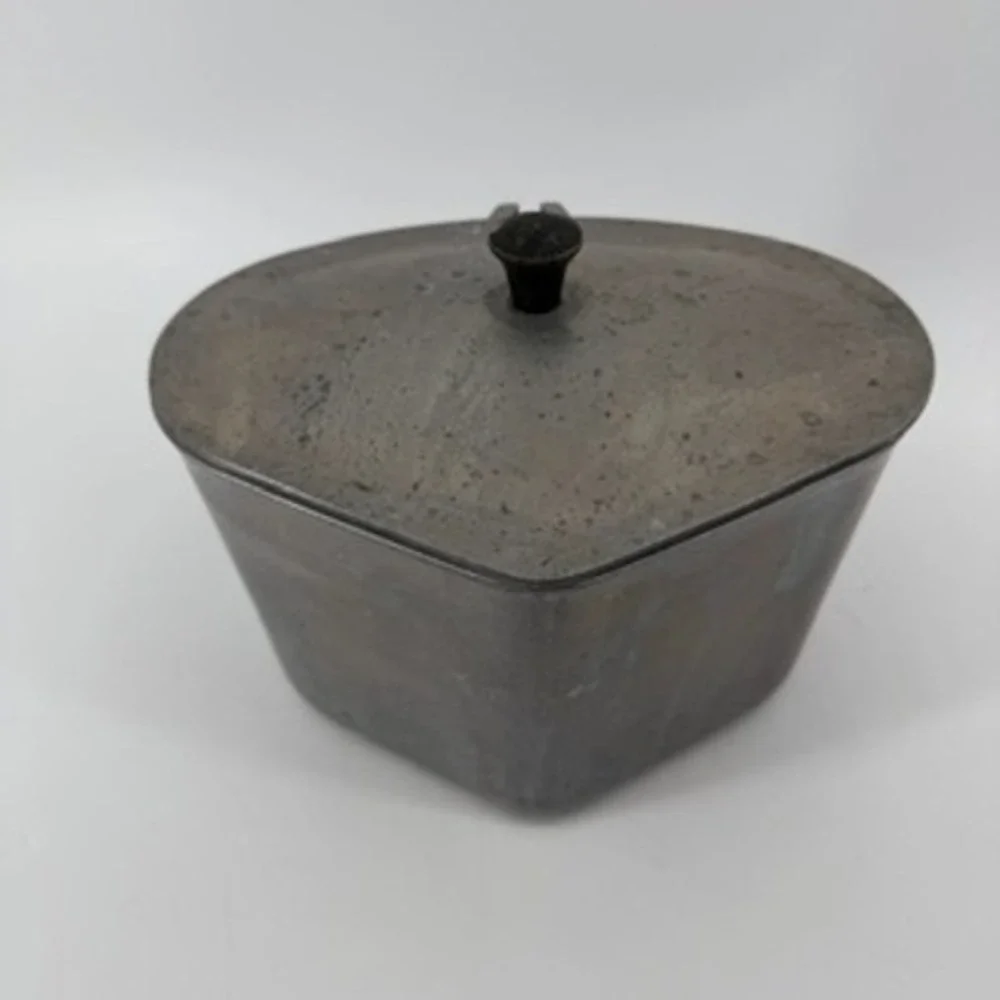 Vintage Club Aluminum Heart Shaped Pot with Lid Silver Cast Retro Cookware USA